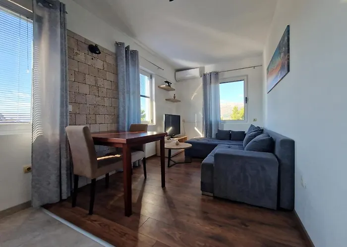Urban Solo Suites